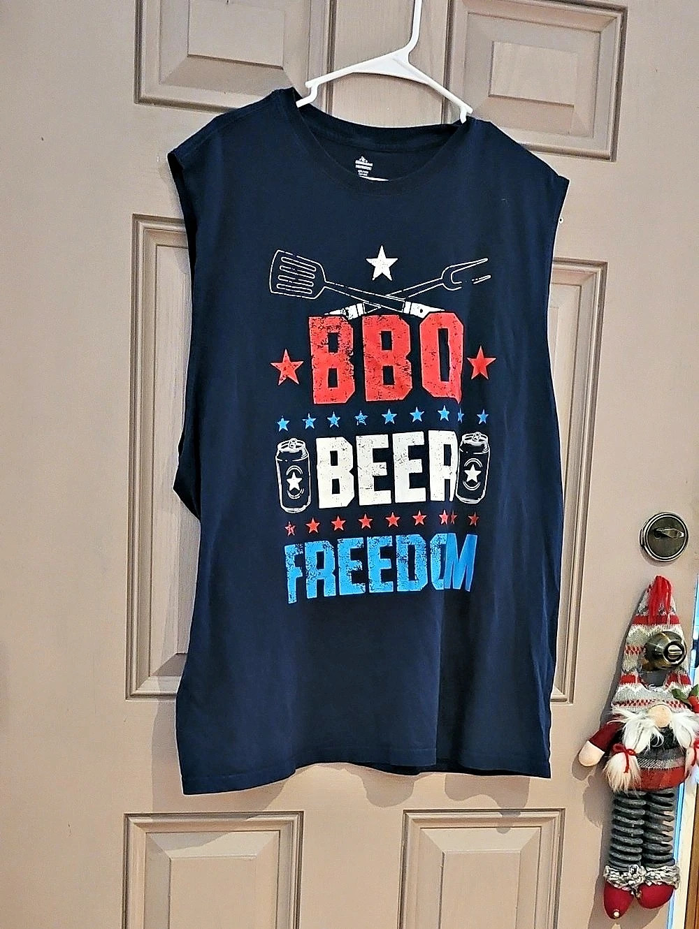 BBQ Beer Freedom Graphic Tee in Blue Like New